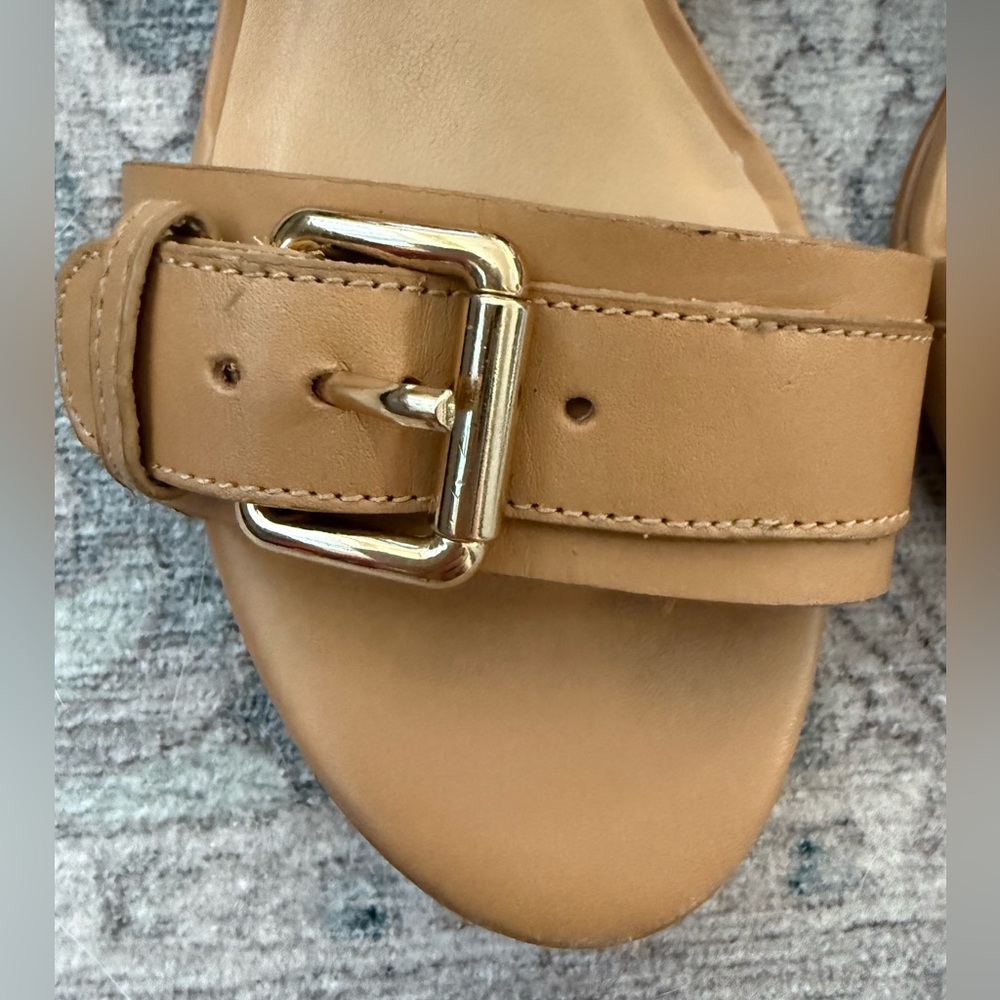 Talbots Tan Sandals with Chunky Wood Heel and Ankle Buckle Strap Classic Luxury - Picture 5 of 6